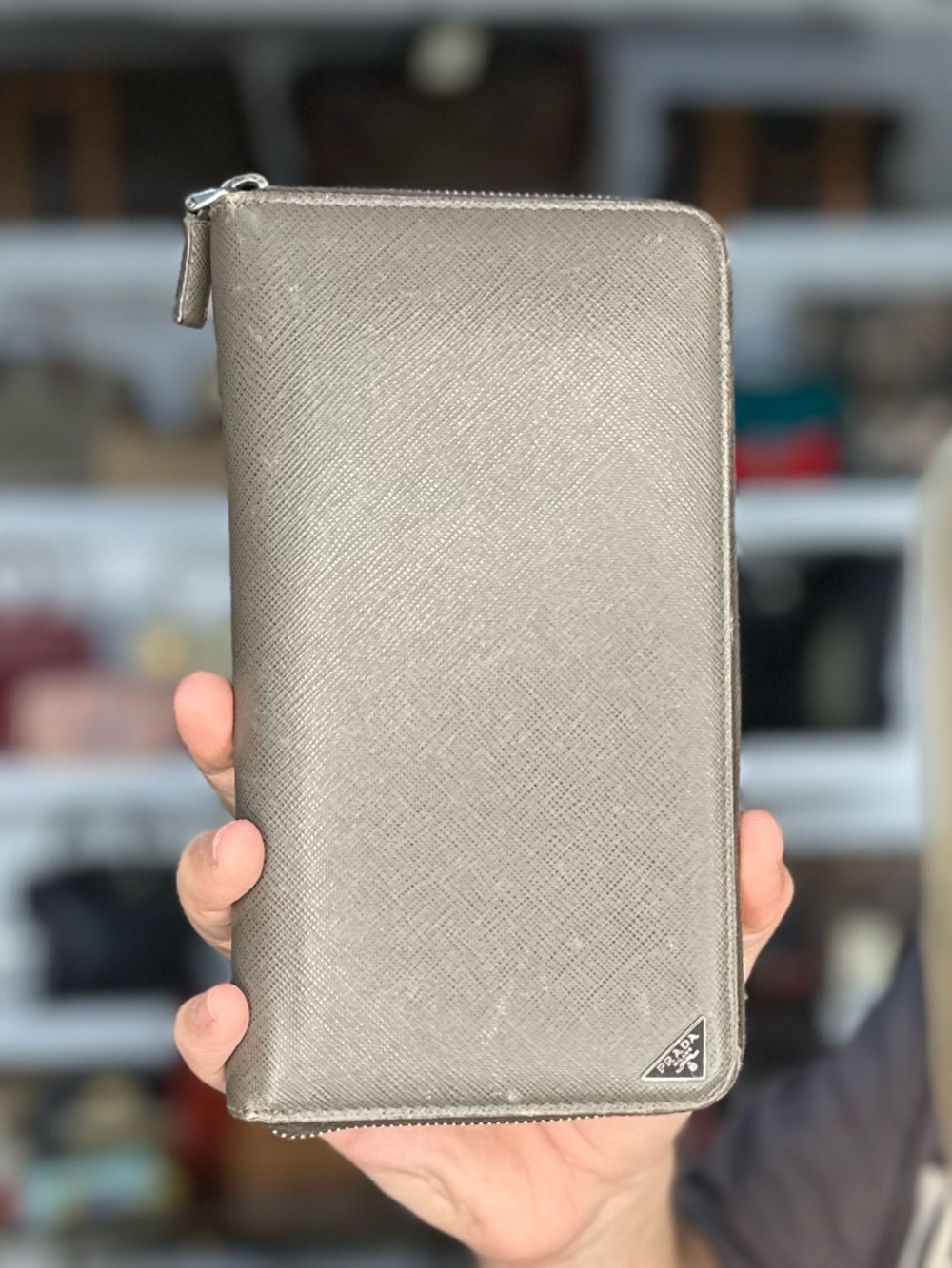 PRADA ORGANIZER